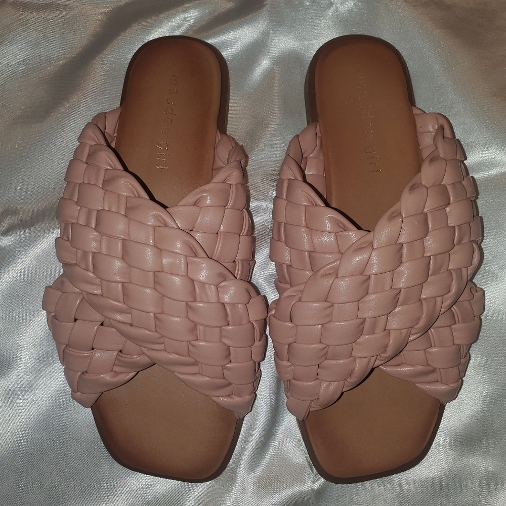 Shoes (light pink) more of a salmon color